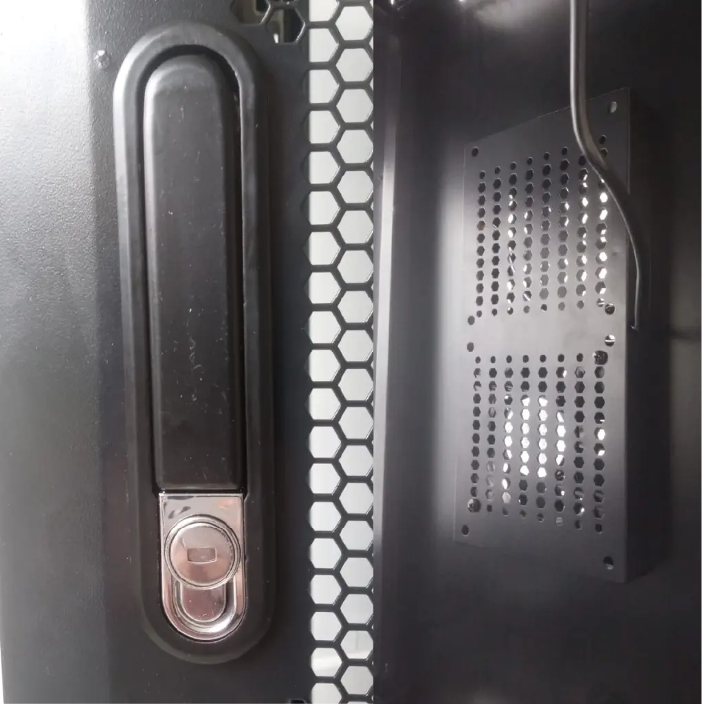 rack18-03.webp