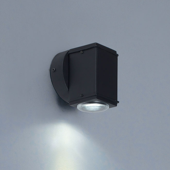 FAROLUZ UNIIRECCIONAL POLIPROPILENO RECTO UNA LUZ GU10 LED NEGRO