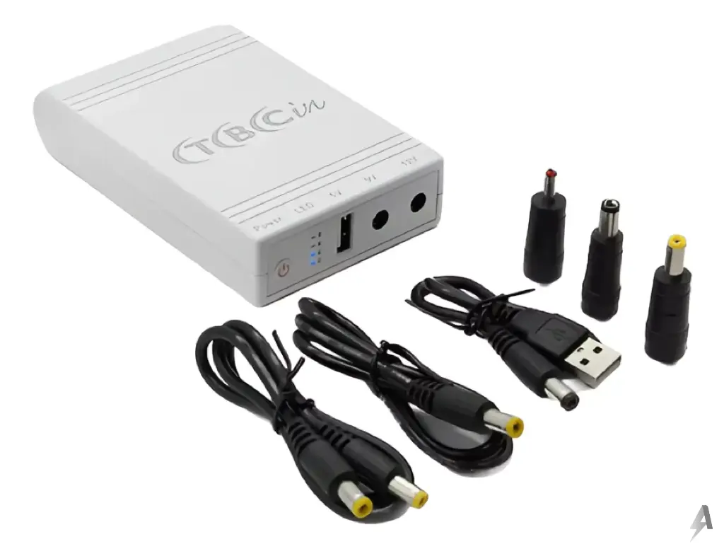 TBC IN MINI UPS MULTIPLATAFORMA SALIDA 5V + 9V + 12V - 25W