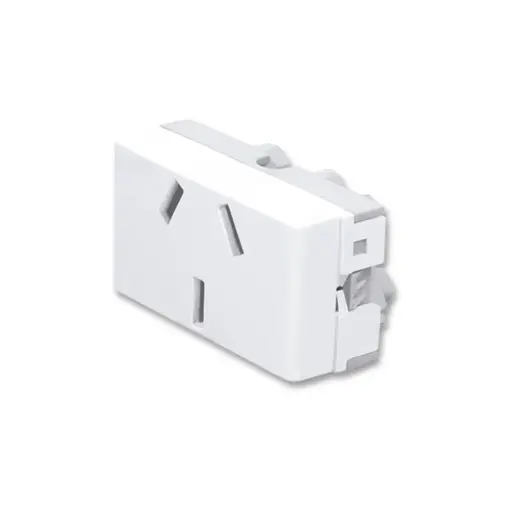 [40048] JELUZ VERONA TOMACORRIENTE 10A 3 P EXTRACHATO NORMALIZADO